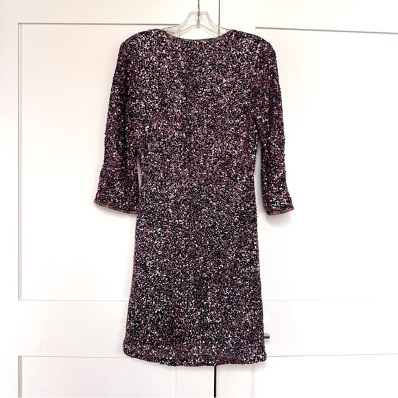 Anthropologie Varun Bahl Purple Pink Sequin Wrap Dress 3/4 Sleeve NWT Size 6 - Picture 5 of 10